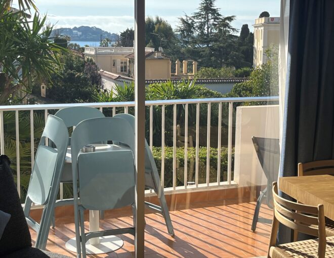 Studio Vue Mer avec Balcon